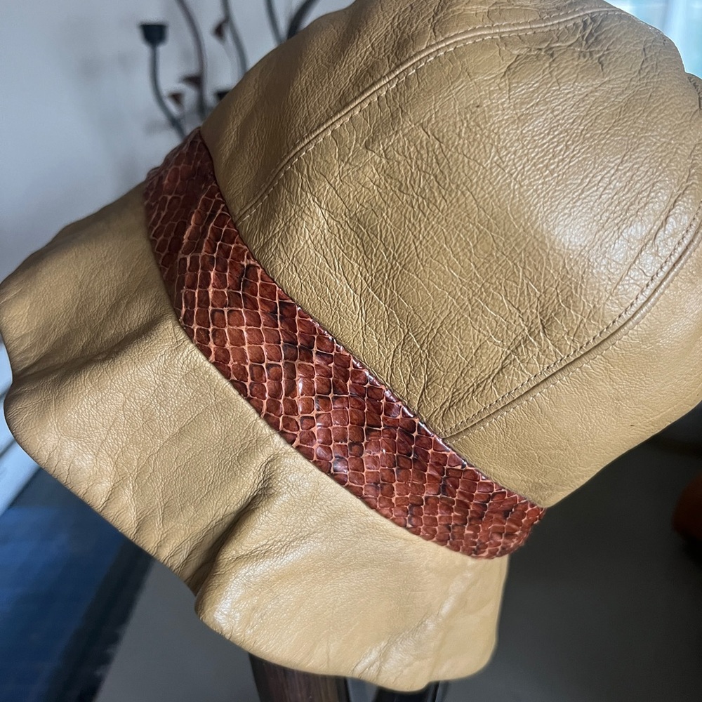 Art at its finest, Miss Dior vintage leather Tan Bucket Hat with Snake Skin